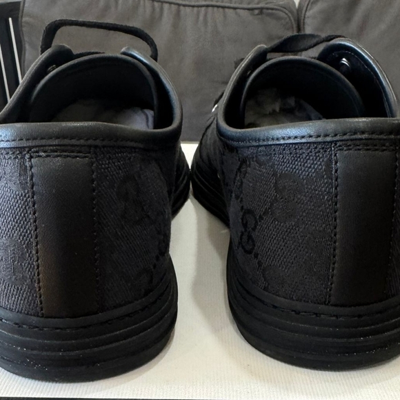 Gucci Men's Black Canvas Sneakers - Picture 4 of 5